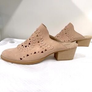 Musse & Cloud Nanette Laser Cut Mules Pale Pink Women’s Size 9 NWOT
